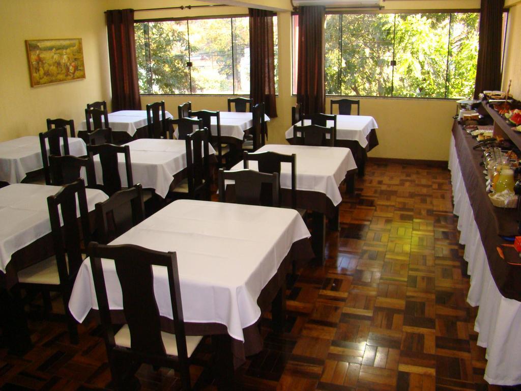 Villa Iguacu Palace Hotel Фос-ду-Игуасу Экстерьер фото
